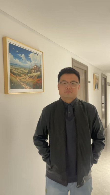 半瓶子的第三张照片--济南闪婚服务中心